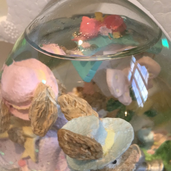 NWOT Easter/spring water globe and music box - Picture 2 of 8